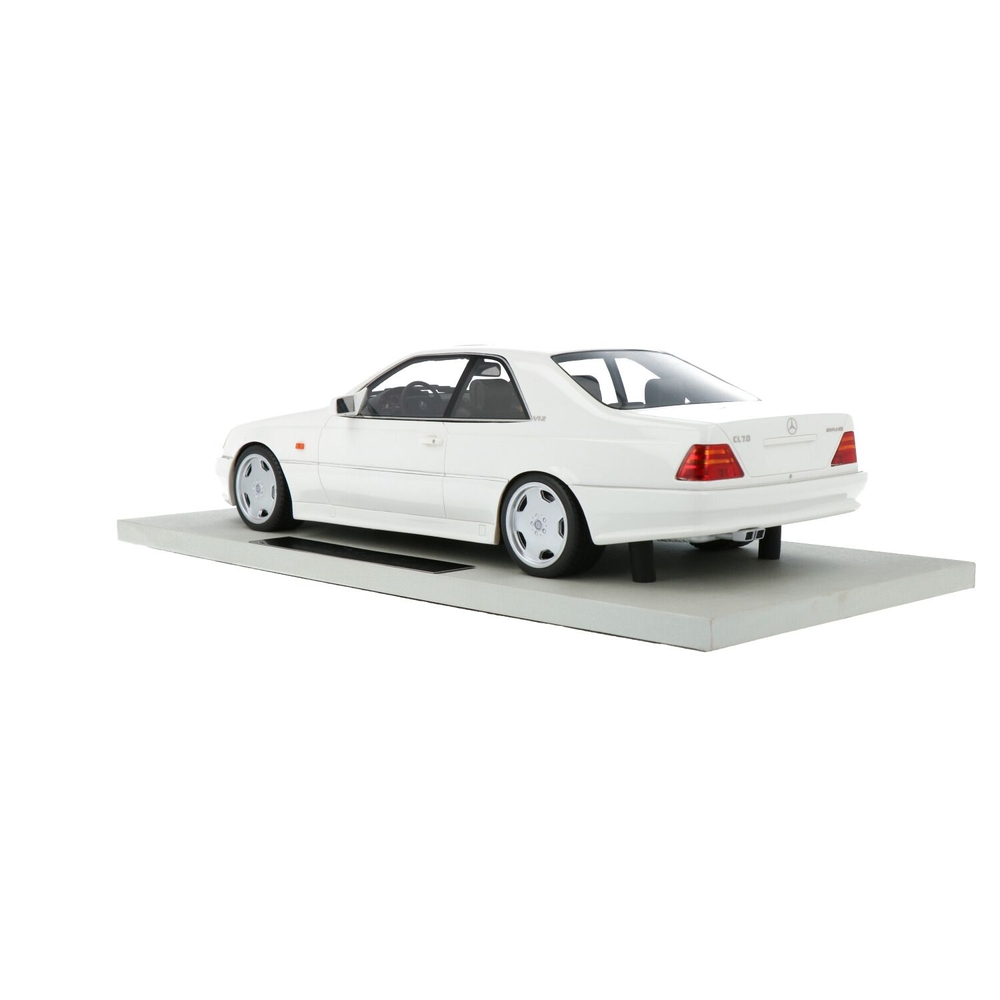 Mercedes-Benz CL600 7.0 V12 Coupé | House of Modelcars