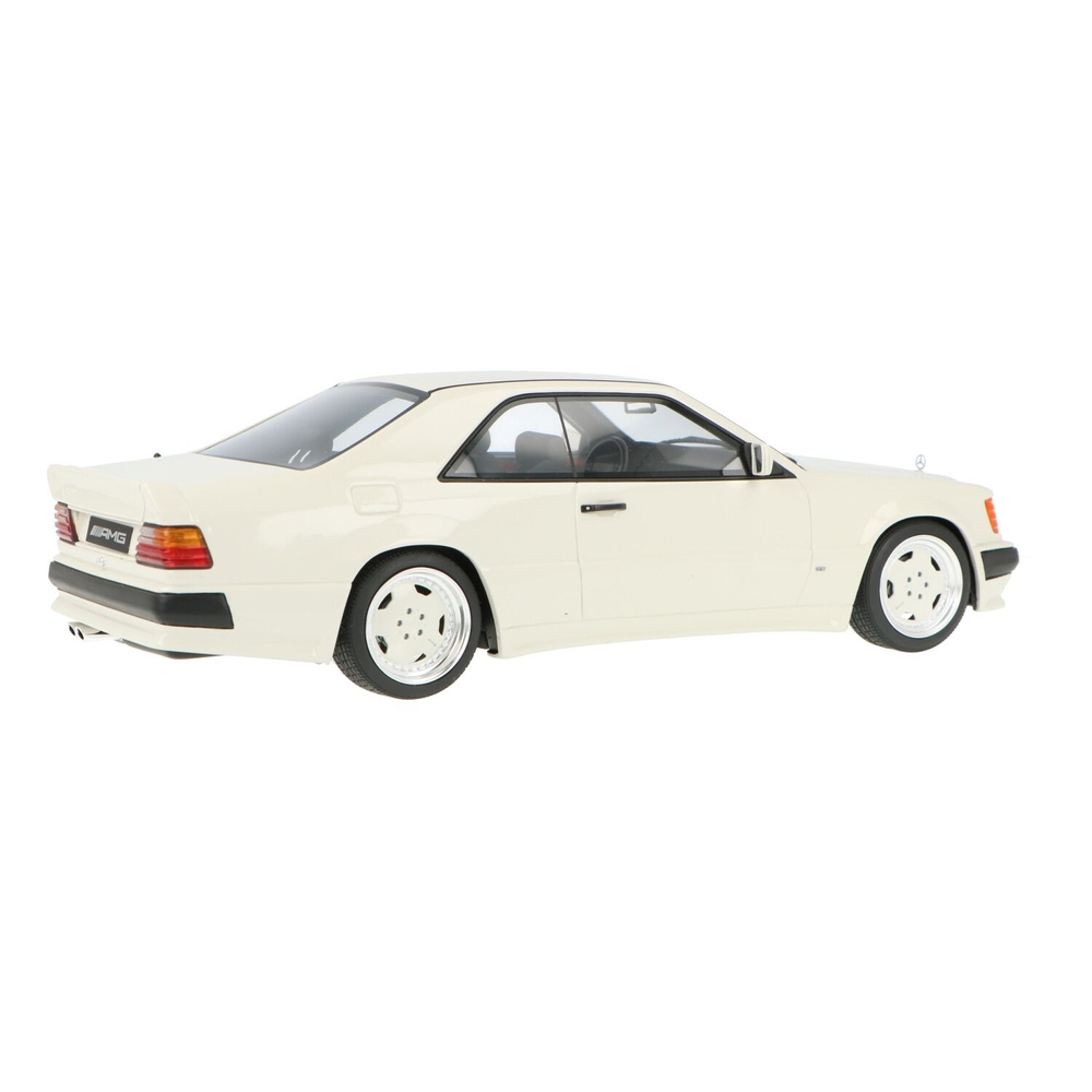 Mercedes-Benz 300 CE AMG ミニカー mercedes-benz5154377.jpg