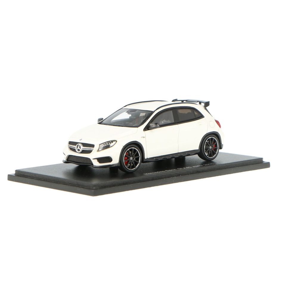 Mercedes-Benz GLA 45 AMG | House of Modelcars