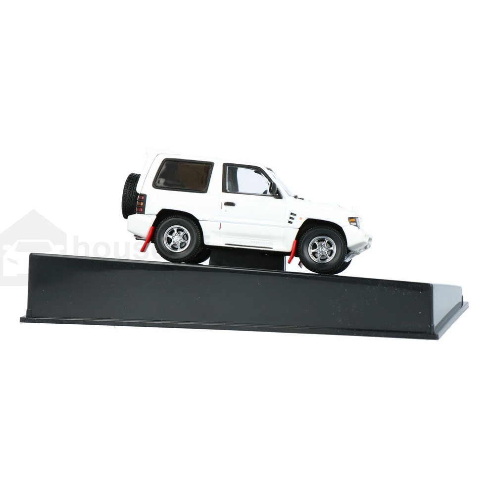 Mitsubishi Pajero EVO | House of Modelcars