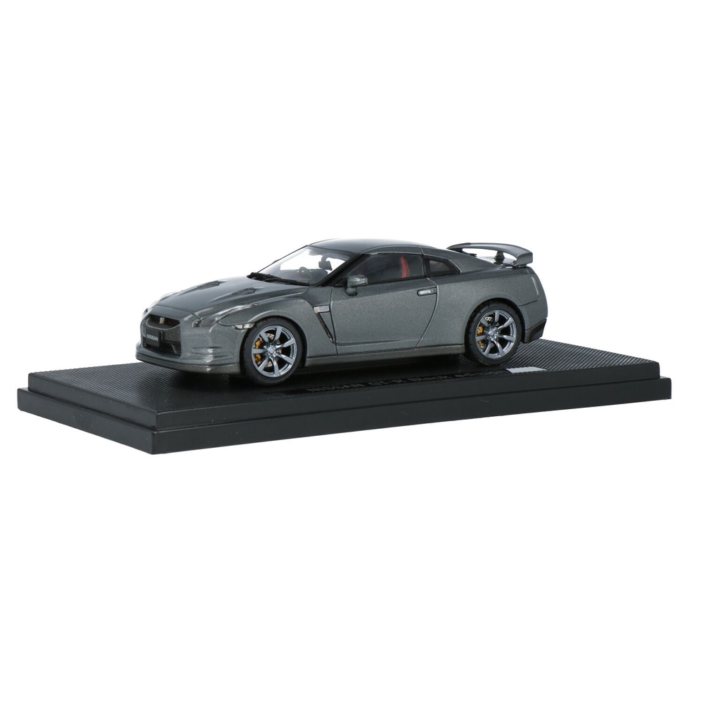 Nissan GT-R Black Edition | House of Modelcars