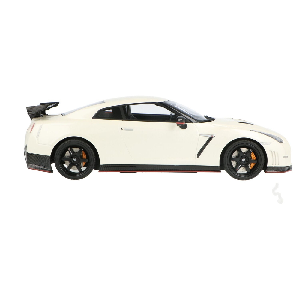 Nissan GT-R Nismo R35 | House of Modelcars