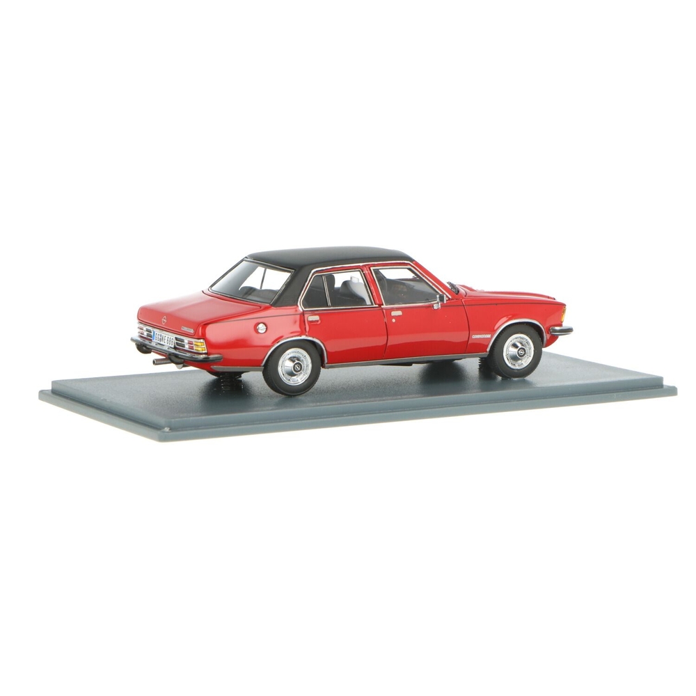 Opel Commodore B coupé Argent / Noir - PCX870345 - HO 1/87