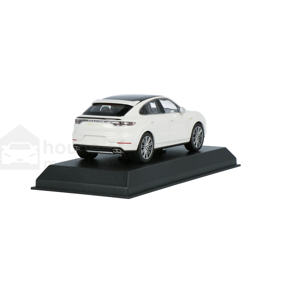 Porsche Cayenne Turbo S e-hybrid Coupé | House of Modelcars