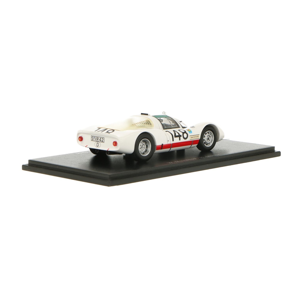 porsche4298002.jpg