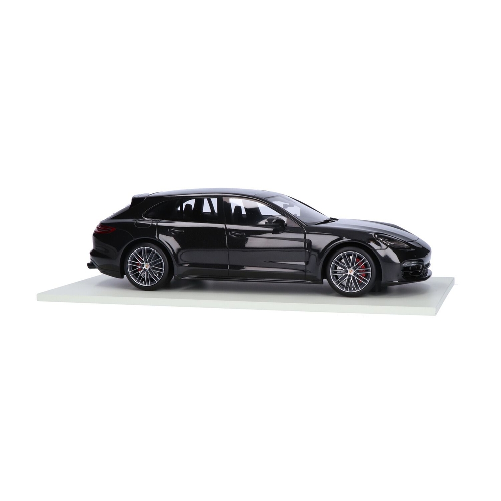 2018 Porsche Panamera Turbo S E-Hybrid Sport Turismo for sale on BaT Auctions - closed on April 25, 2023 (Lot #105,166) | Bring a Trailer