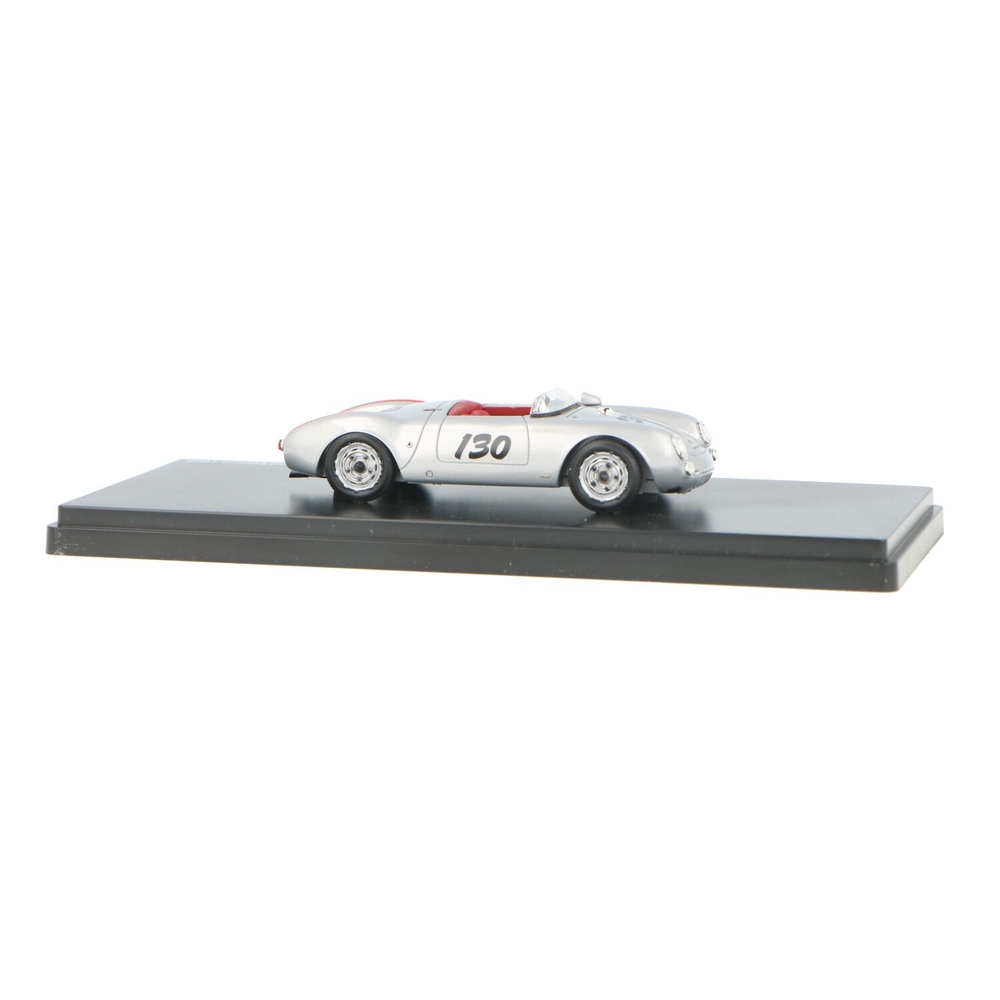 porsche5020413.jpg