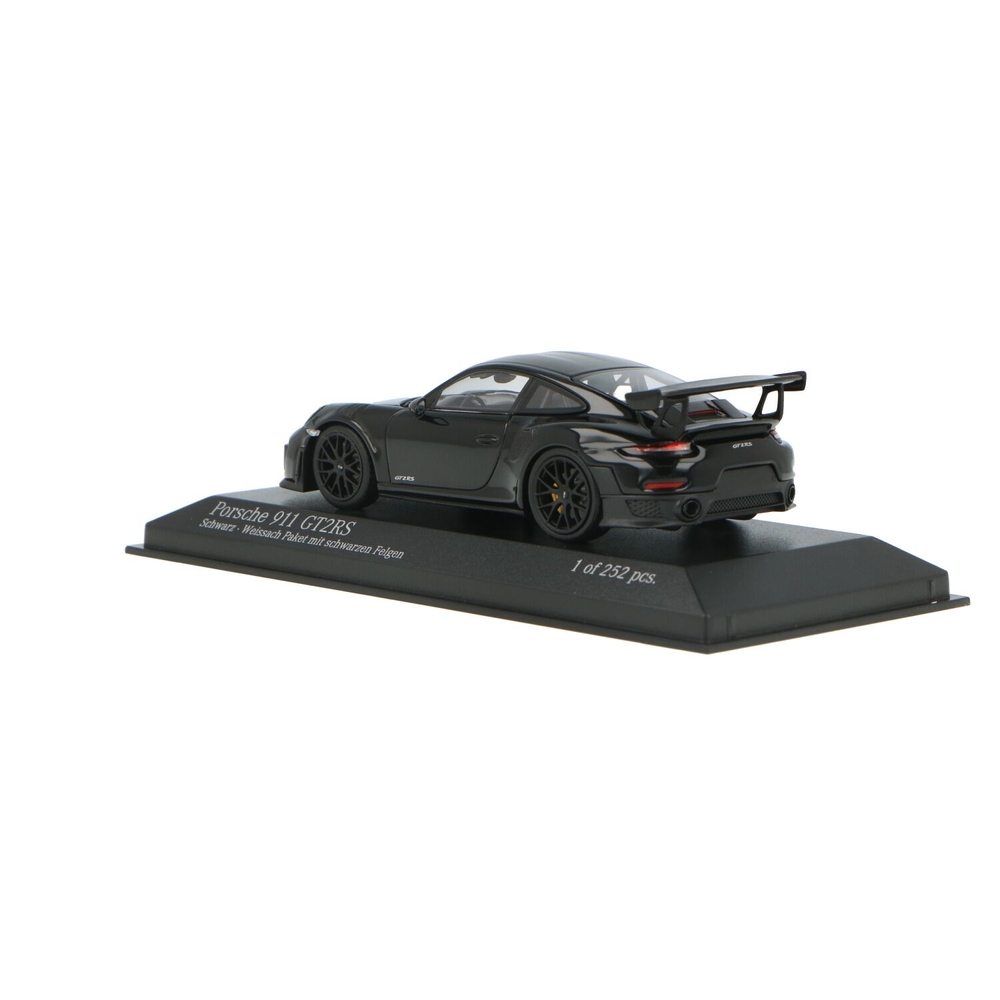 Porsche 911 GT2 RS Weissach-Package | House of Modelcars