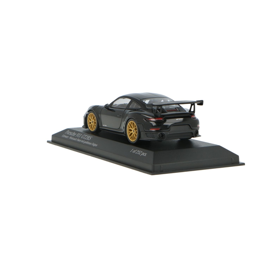 Porsche 911 GT2 RS Weissach-Pakage | House of Modelcars