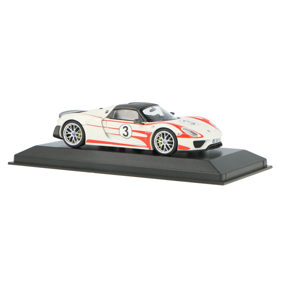 porsche5053473.jpg