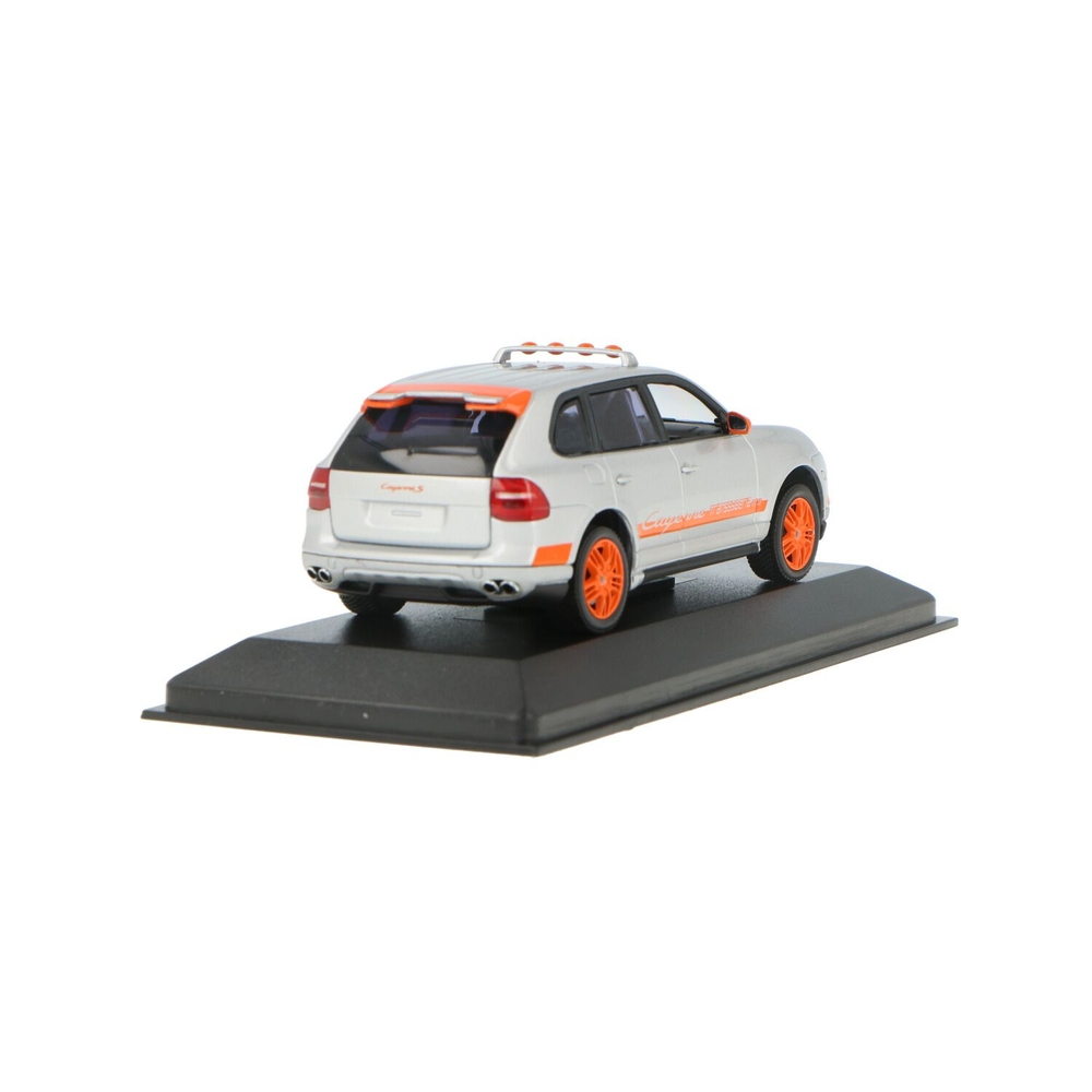 Porsche Cayenne Transsyberia | House of Modelcars