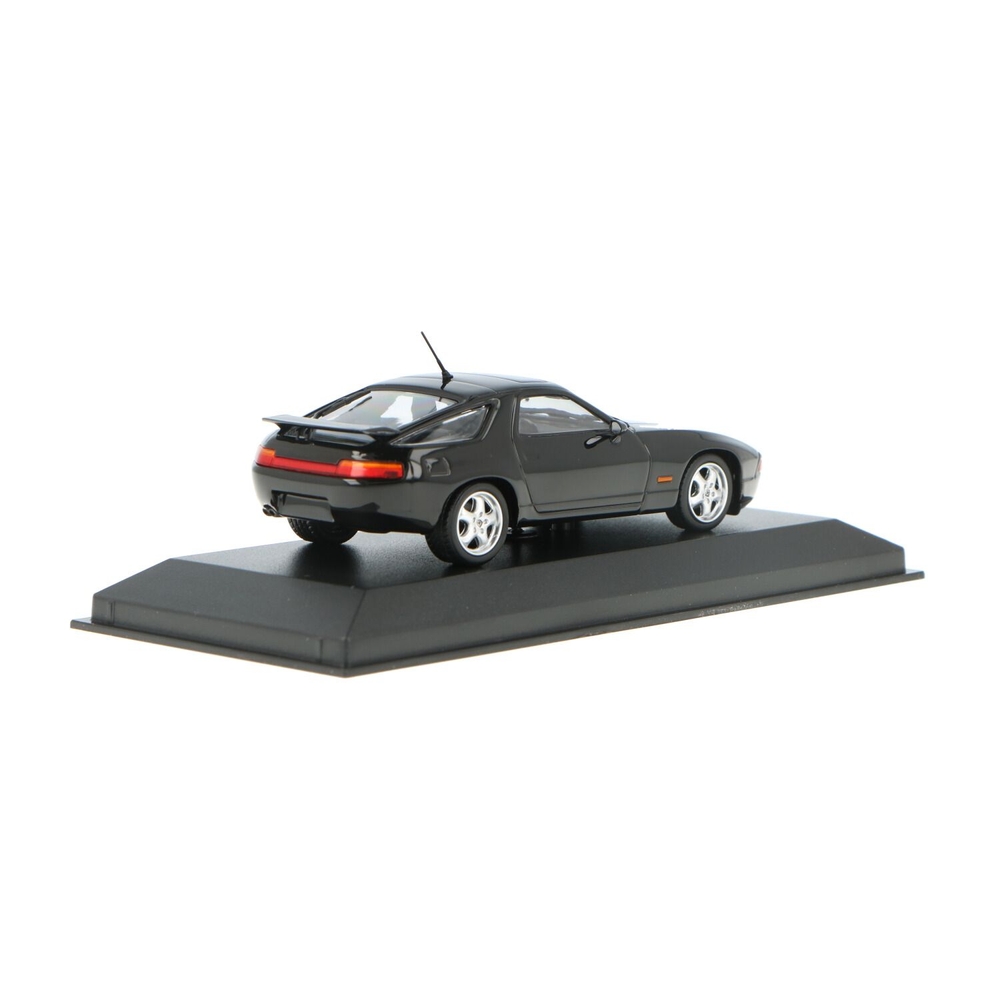 Porsche 928 GTS | House of Modelcars