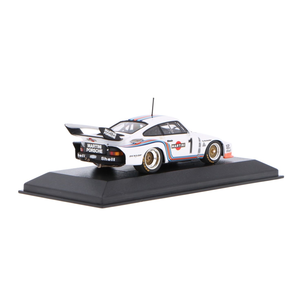 porsche5937209.jpg