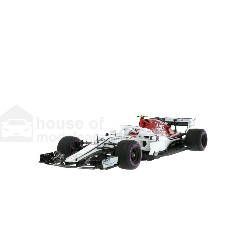 Sauber C37-Ferrari | House of Modelcars