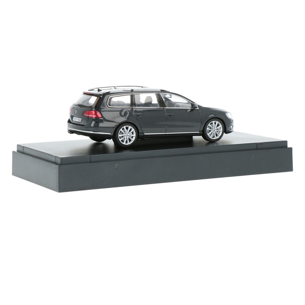 VOLKSWAGEN PASSAT VARIANT B7 - échelle 1/43 - VW Schuco miniature EUR 65,00 - FR