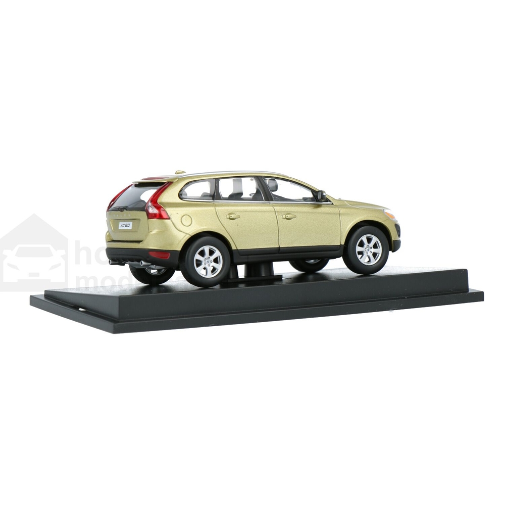 volvo3430328.jpg