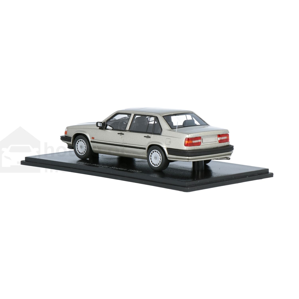 Volvo 940 GL | House of Modelcars
