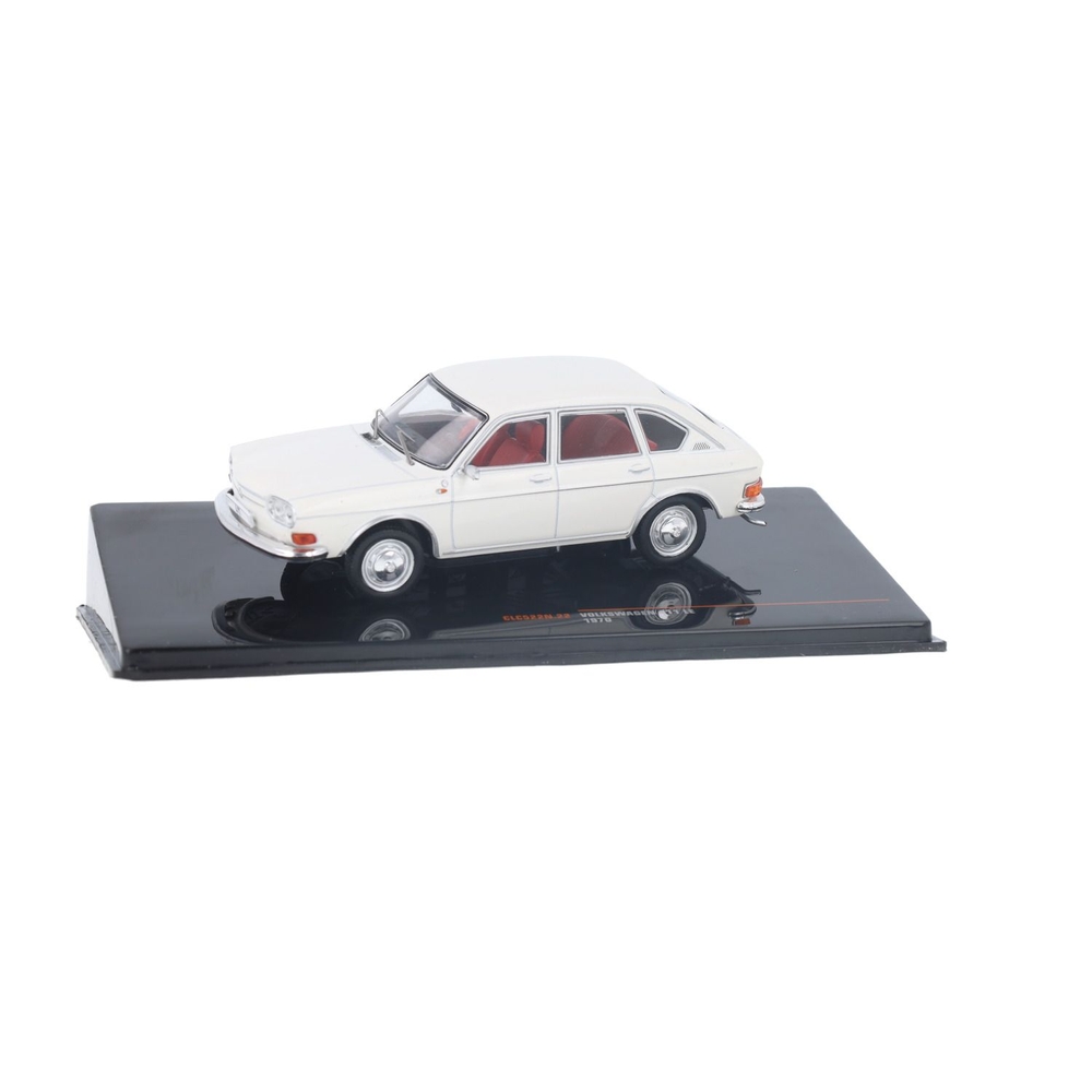 Volkswagen 411 LE | House of Modelcars