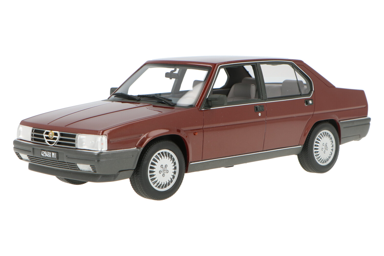 Alfa_Romeo_90_2_5i_LM133B_1315