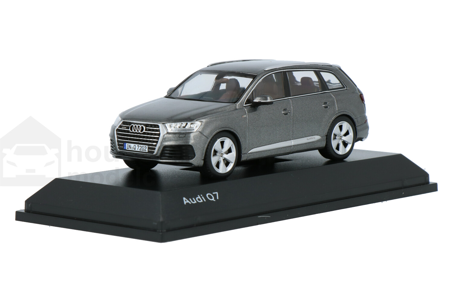 Audi_Q7_501_14_076_33_13152160