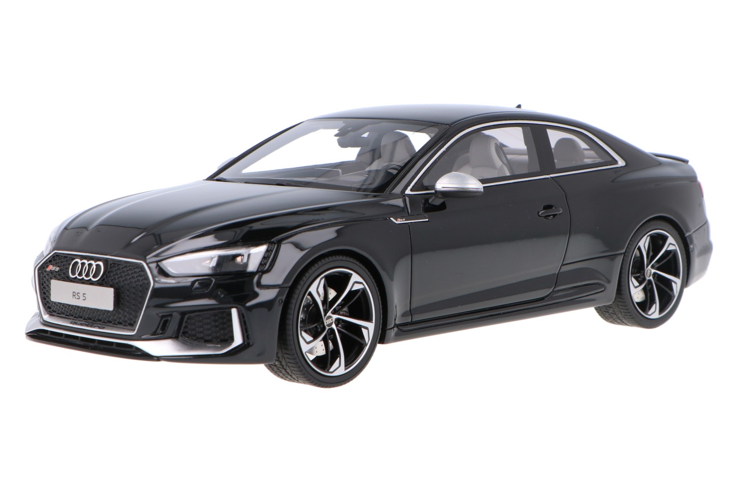 Audi RS5 House of Modelcars