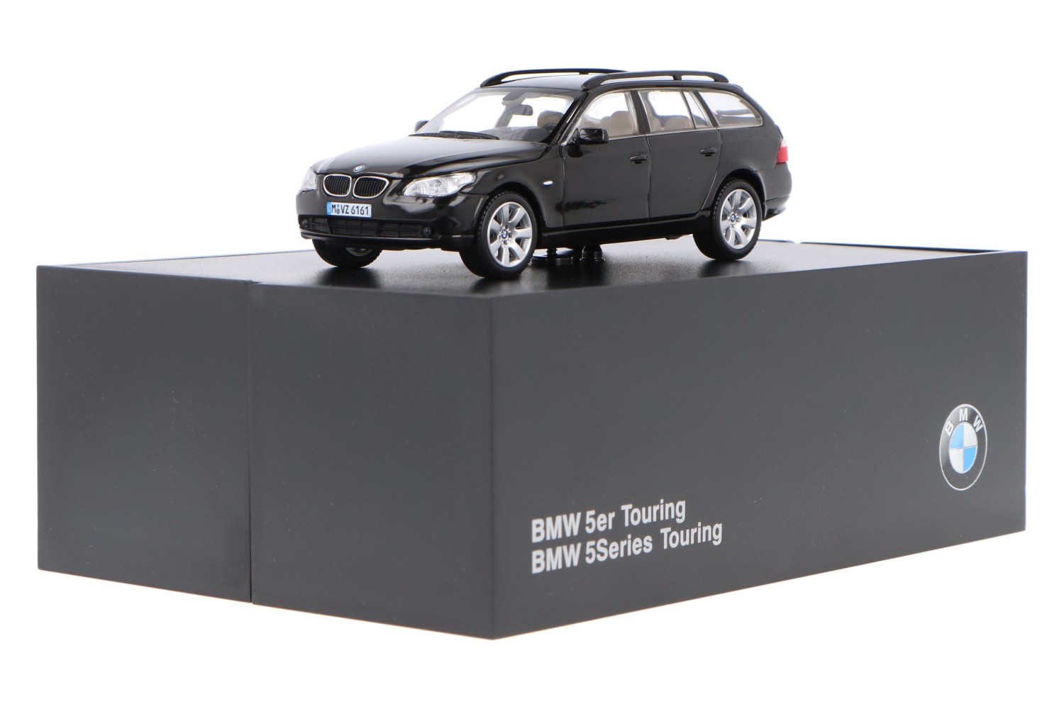 BMW 5er touring ミニカー 専用ボックス付き1/43 BMW 5er touring ミニカー 専用ボックス付き1/43 BMW 5er