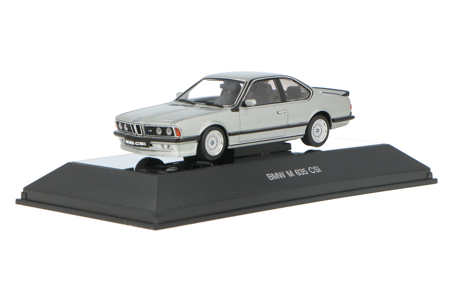 1/43 オートアート BMW M 635 CSI シルバー 1/43 オートアート BMW M 635 CSI シルバー（BMW 635 CSi (1982