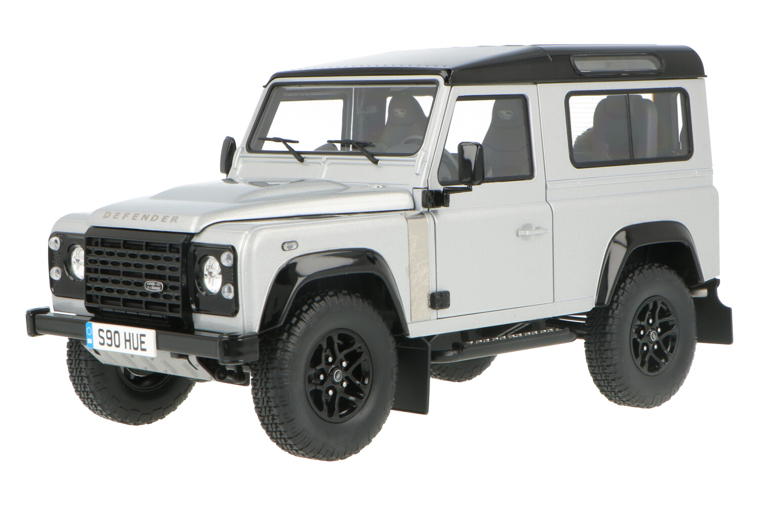 Land Rover Defender 90 