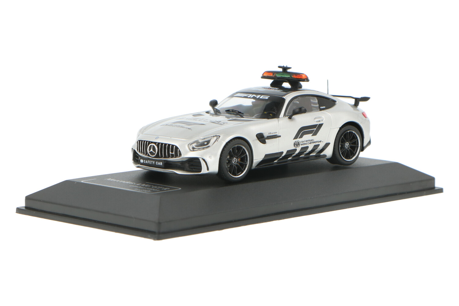 1/18 Minichamps 2022 Mercedes-Benz AMG GT Black Series Formula 1 Safety Car  Diecast Car Model