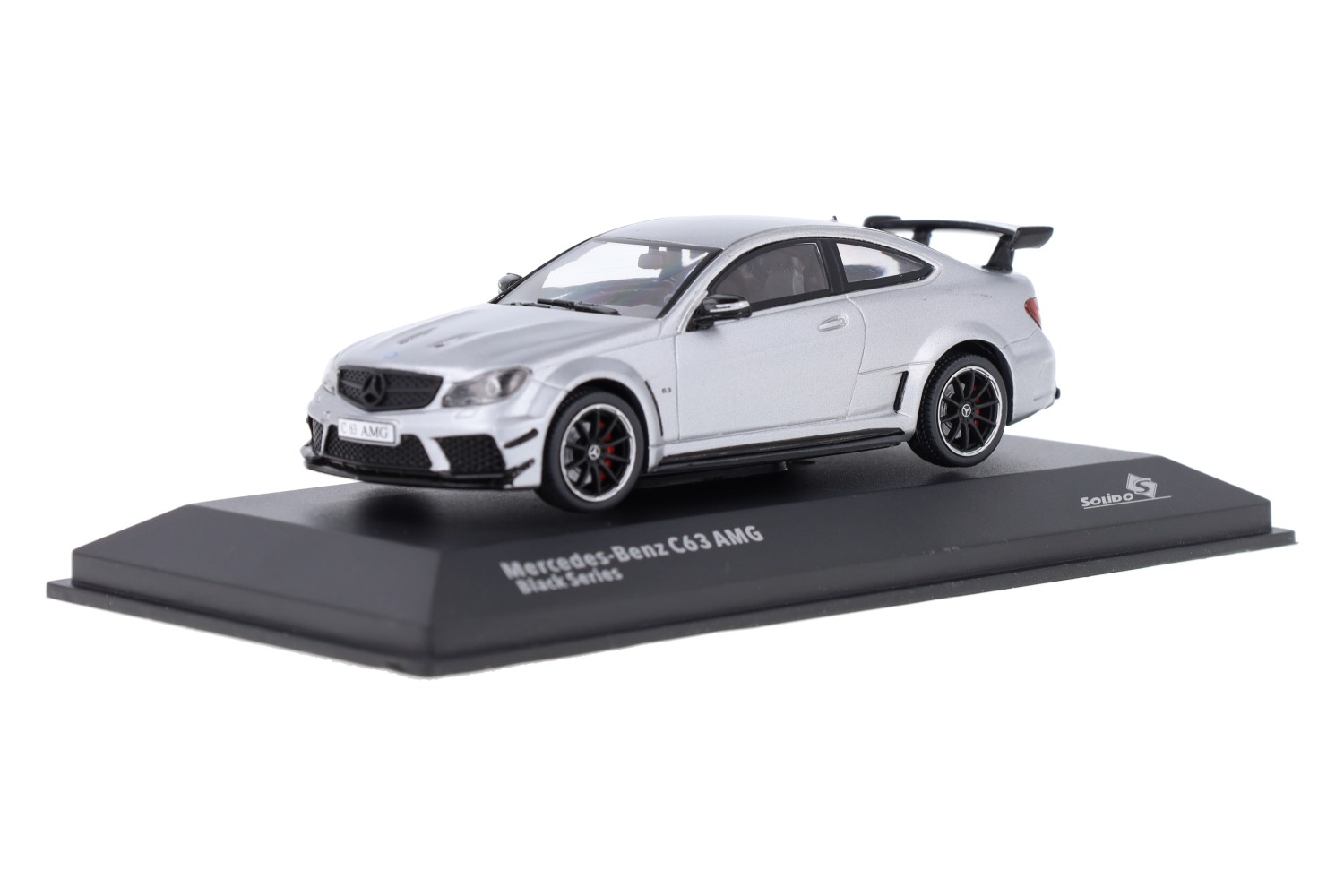 Mercedes_Benz_C63_AMG_S4311604