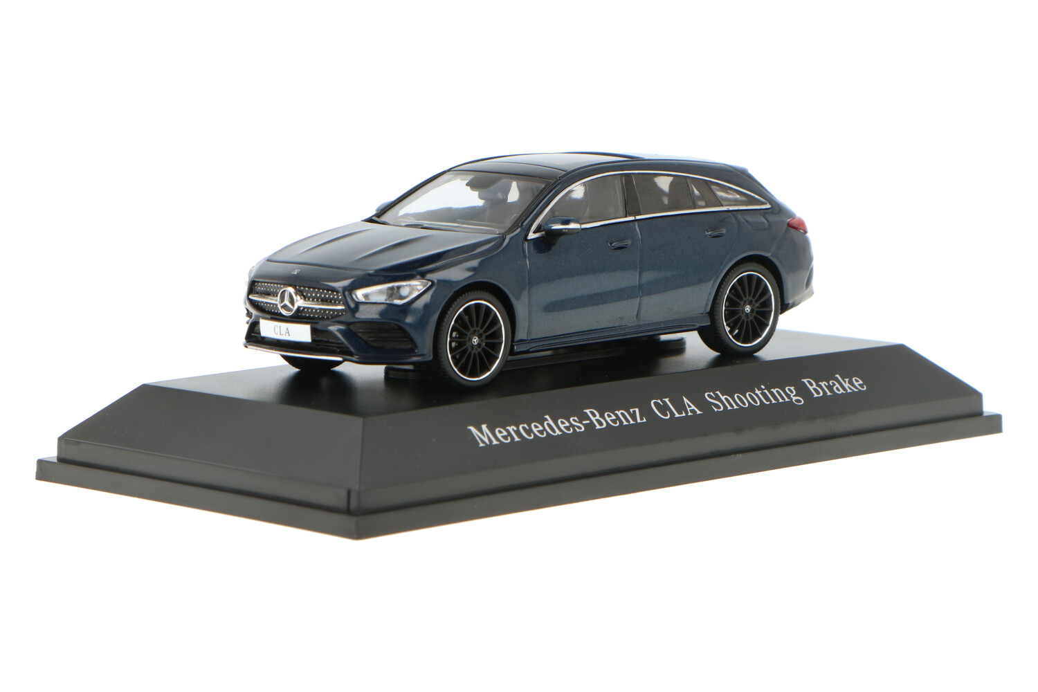 Mercedes-Benz CLA Shooting Brake (X118) | House of Modelcars