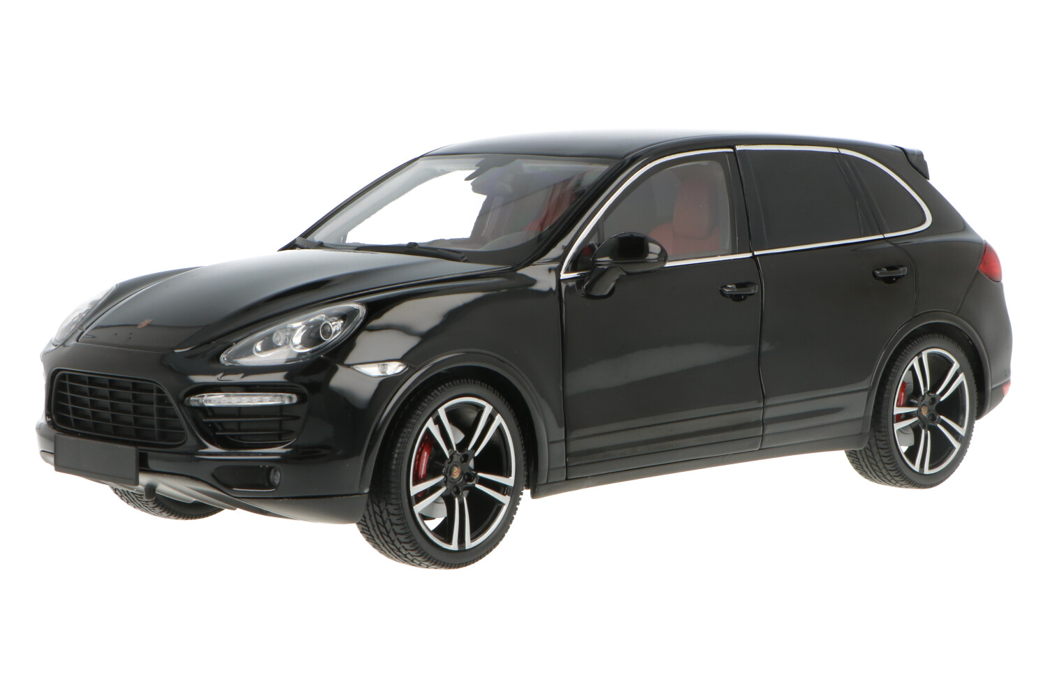 Porsche Cayenne Turbo S | House of Modelcars