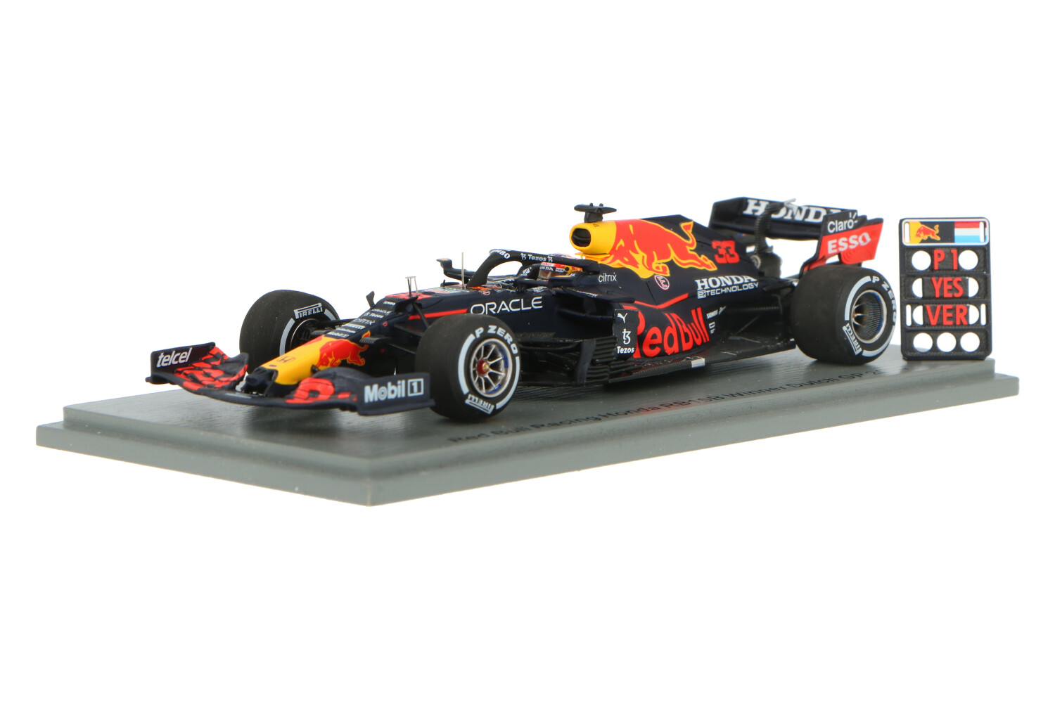 F1Red Bull Racing Honda RB16B 2016年 RB12 Red Bull Racing Honda RB16B Replica in Photos