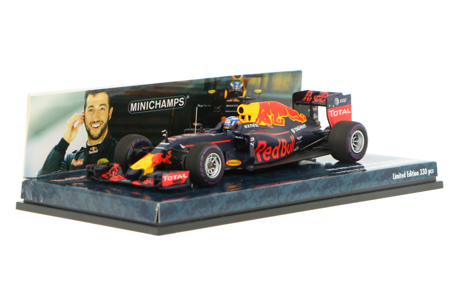 35▢Spark Red Bull Racing RB12 IY0704-3 Red Bull Racing RB12