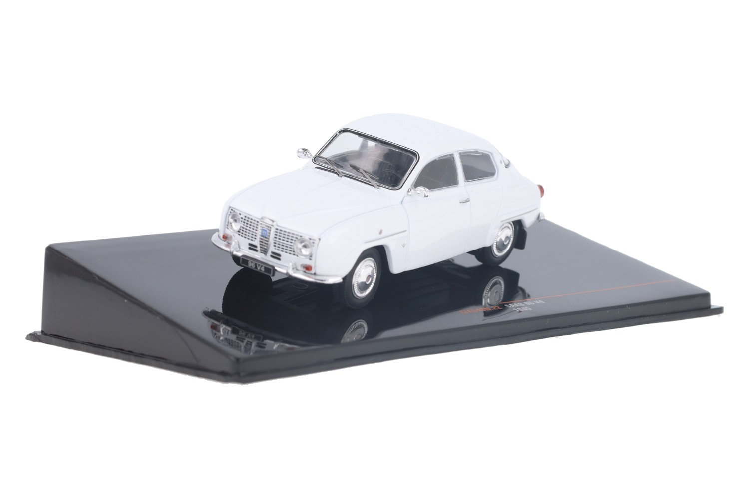 Modèle Réduit 1:43 IXO Saab 96 V4 1965 Blanc - Neuf - Collection Automobile