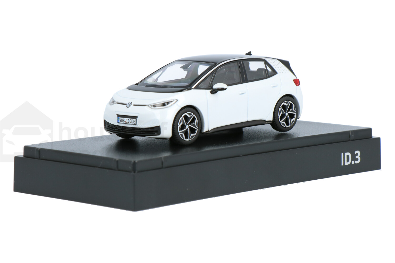 Volkswagen_ID_3_Electric_Car_1